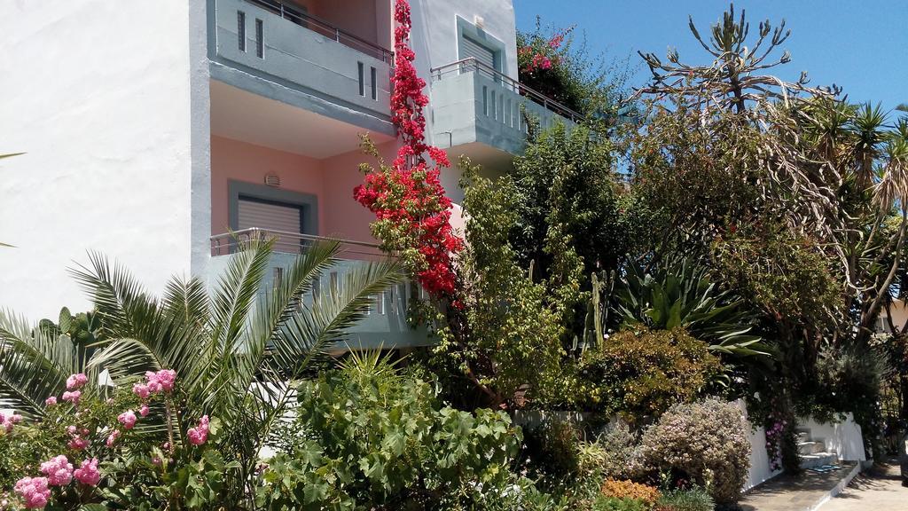 Aparthotel Kleopatra Stalos